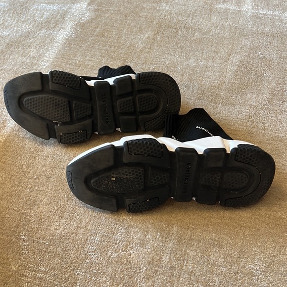 Balenciaga Runners - Picture 2 of 2